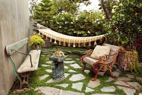 outdoor-garden-ideas-for-small-spaces-92_5 Идеи за външна градина за малки пространства