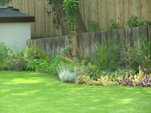 small-garden-lawn-ideas-40_20 Малки градински идеи за тревни площи