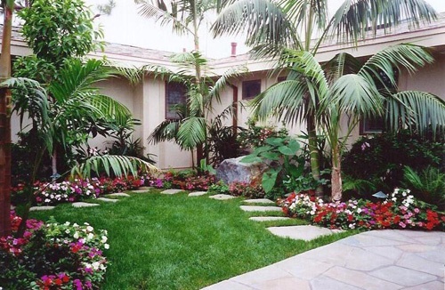 tiny-front-yard-landscaping-ideas-25_10 Малки идеи за озеленяване на предния двор