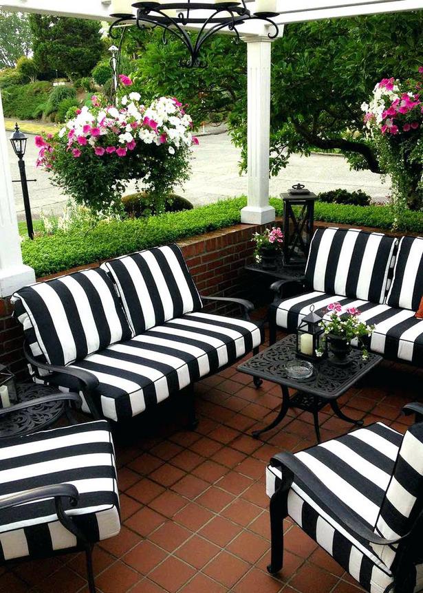 cheap-outdoor-patio-furniture-ideas-33_12 Евтини идеи за мебели На открито