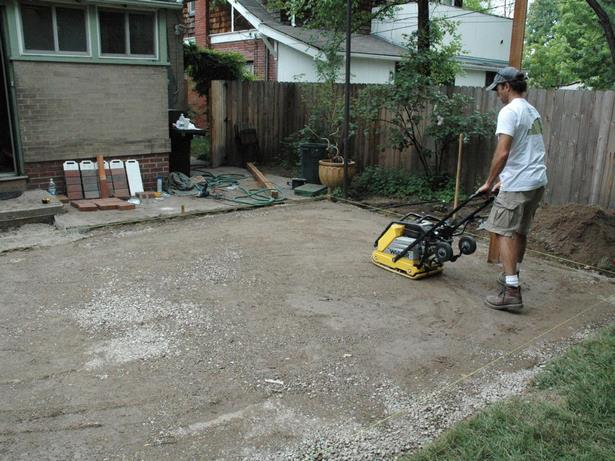 cheap-way-to-pave-backyard-29 Евтин начин да се проправи задния двор