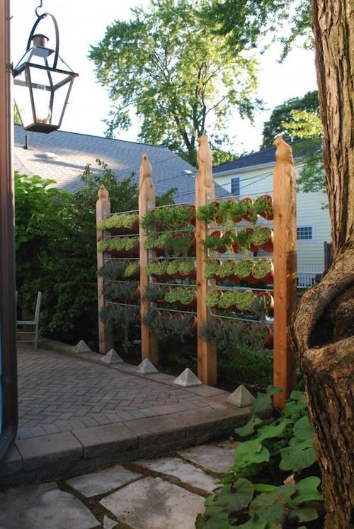 cheap-ways-to-deck-your-garden-94_4 Евтини начини да украсите градината си