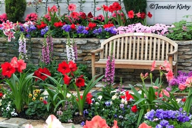 flower-beds-for-small-yards-94_14 Цветни лехи за малки дворове
