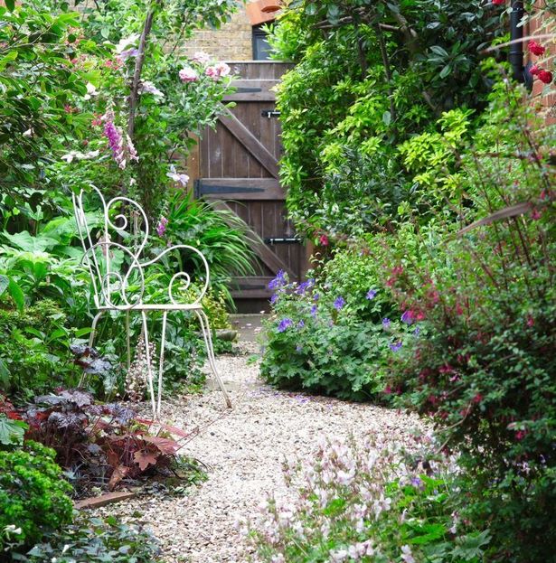 garden-design-for-small-rectangular-garden-61_16 Градински дизайн за малка правоъгълна градина