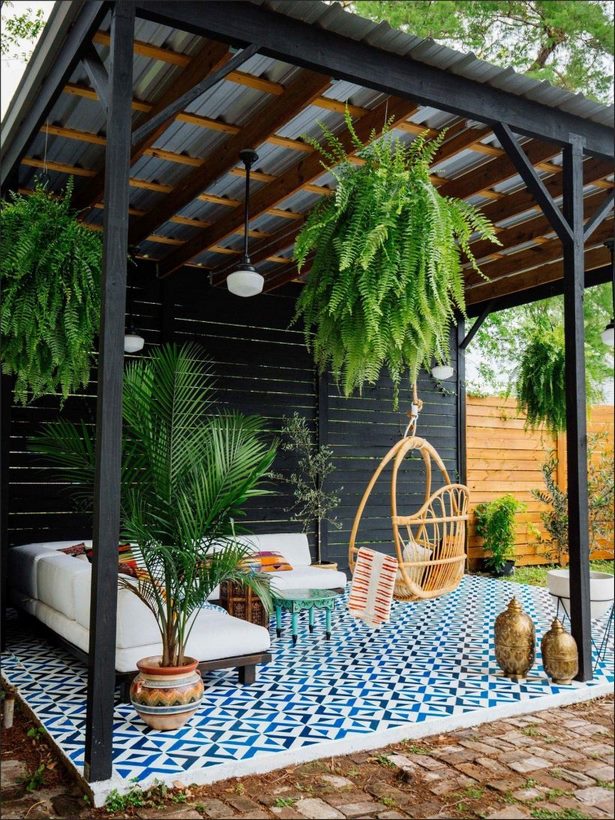 inexpensive-ways-to-decorate-a-patio-56_11 Евтини начини за украса на вътрешен двор