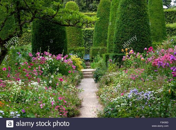 pretty-garden-beds-25_13 Красиви градински легла