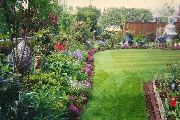 small-backyard-flower-garden-ideas-04_13 Малък заден двор цветна градина идеи