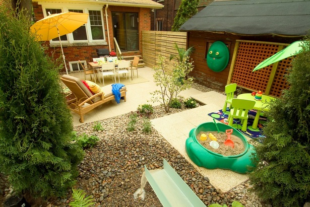 small-backyard-play-area-ideas-34_7 Малки идеи за игра в задния двор