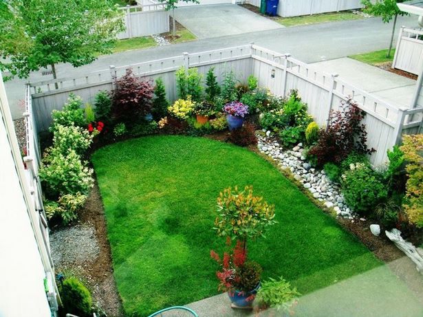 small-square-backyard-landscaping-ideas-94 Малък квадратен двор идеи за озеленяване