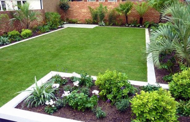 small-square-backyard-landscaping-ideas-94_13 Малък квадратен двор идеи за озеленяване