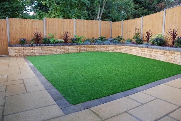 small-square-backyard-landscaping-ideas-94_5 Малък квадратен двор идеи за озеленяване