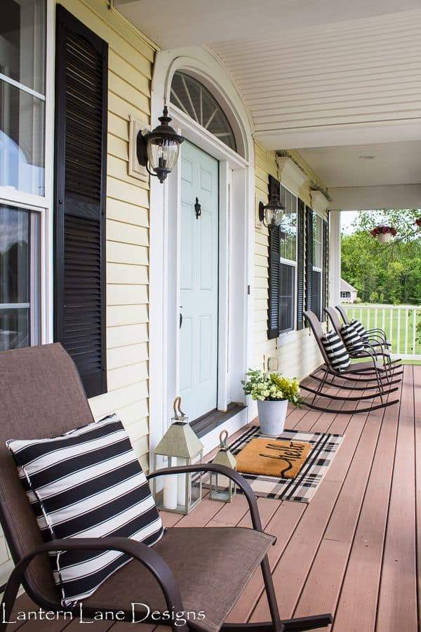 cheap-ways-to-decorate-front-porch-80_12 Евтини начини за украса на предната веранда