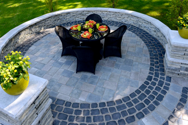 creating-a-stone-patio-16 Създаване на каменен двор