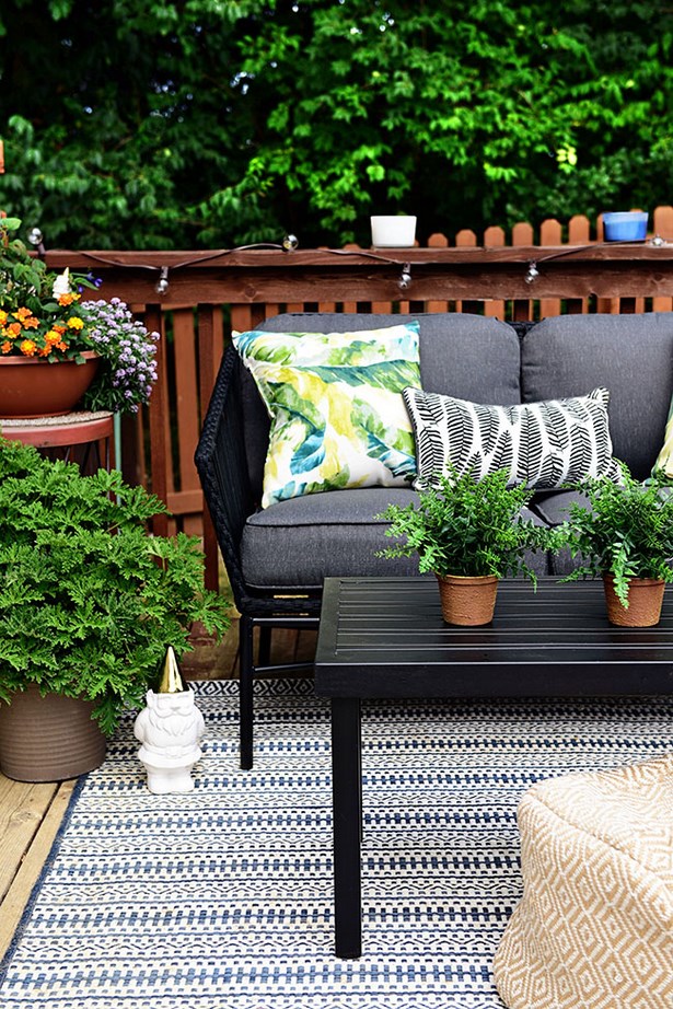 decorating-outdoor-patio-with-plants-58_14 Декориране на открит вътрешен двор с растения