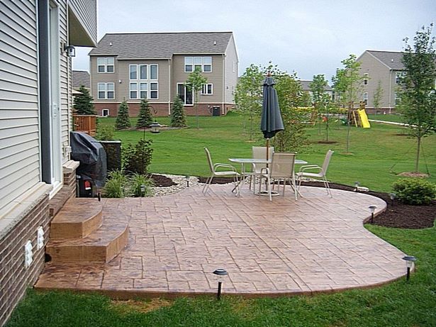 front-yard-concrete-patio-ideas-75_7 Преден двор конкретни идеи за вътрешен двор