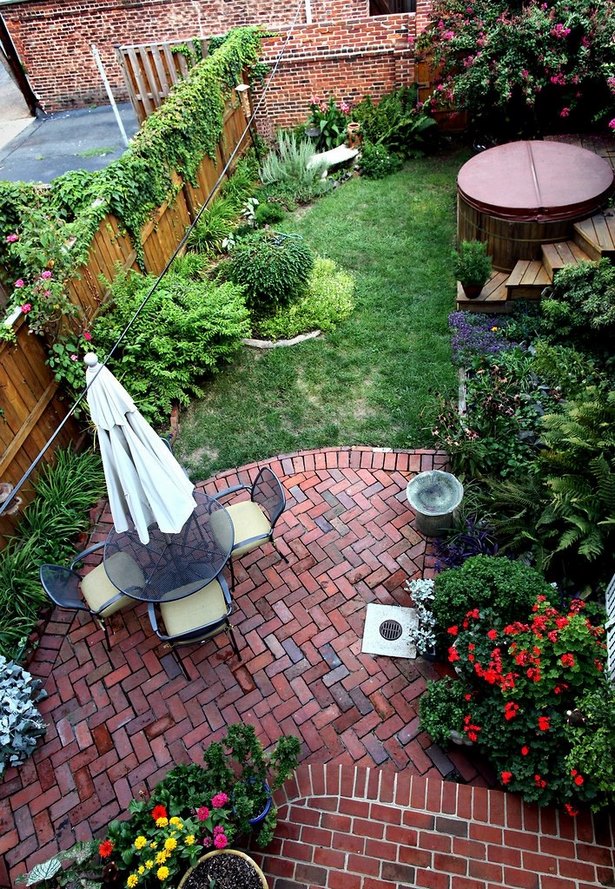 landscaping-around-brick-patio-80_3 Озеленяване около тухла вътрешен двор