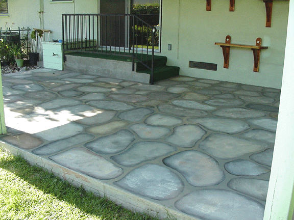 paint-concrete-patio-to-look-like-stone-59 Боядисайте бетонния двор, за да изглежда като камък