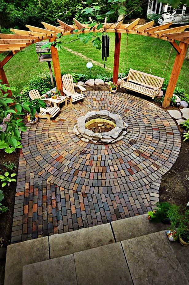 round-patio-stone-design-50 Кръг двор камък дизайн