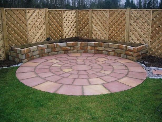round-patio-stone-design-50_11 Кръг двор камък дизайн