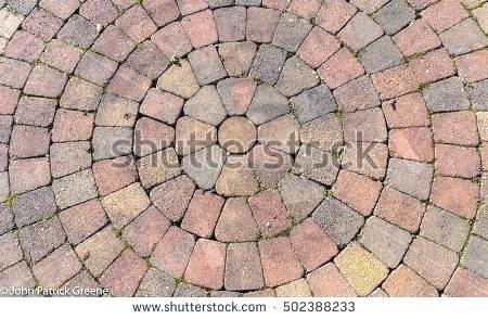 round-patio-stone-design-50_18 Кръг двор камък дизайн