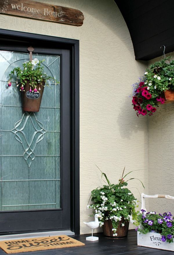 simple-front-porch-decorating-ideas-68_14 Прости идеи за декориране на верандата