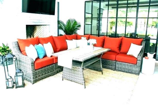 small-patio-furniture-arrangement-32_6 Малки мебели за вътрешен двор