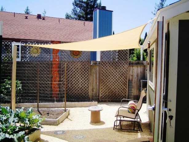 small-shaded-patio-ideas-15 Малки сенчести идеи за вътрешен двор
