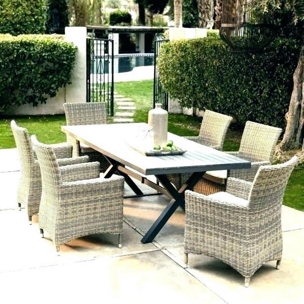 tiny-patio-table-59_5 Малка маса за вътрешен двор