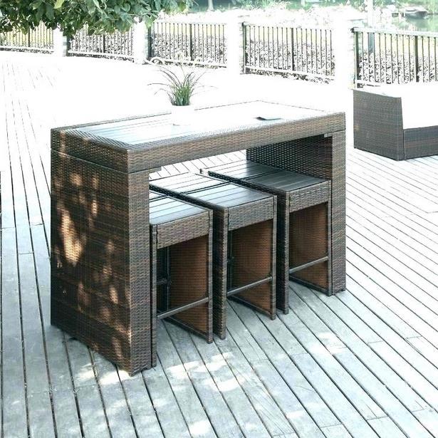 tiny-patio-table-59_9 Малка маса за вътрешен двор