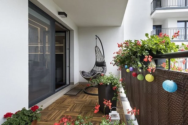 balcony-flooring-ideas-71_11-5 Идеи за балконски подови настилки