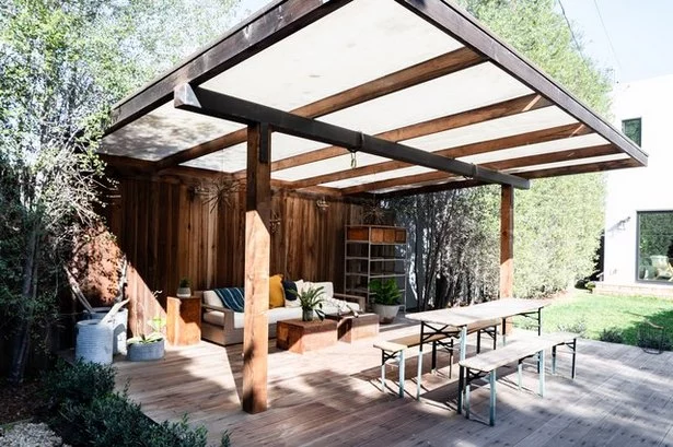 bamboo-covering-for-patio-25_2-11 Бамбук покритие за вътрешен двор
