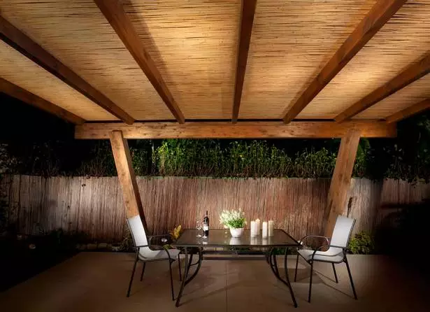 bamboo-covering-for-patio-25_4-13 Бамбук покритие за вътрешен двор