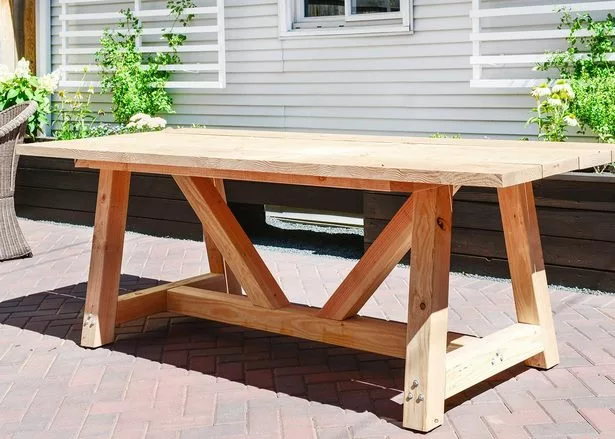 diy-outdoor-patio-table-57_7-16 Направи Си Сам външна маса за вътрешен двор