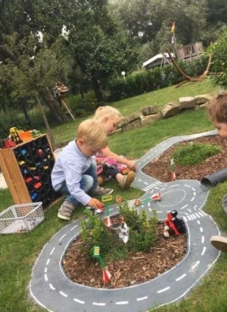 garden-play-ideas-for-toddlers-56_4-10 Градински идеи за игра за малки деца