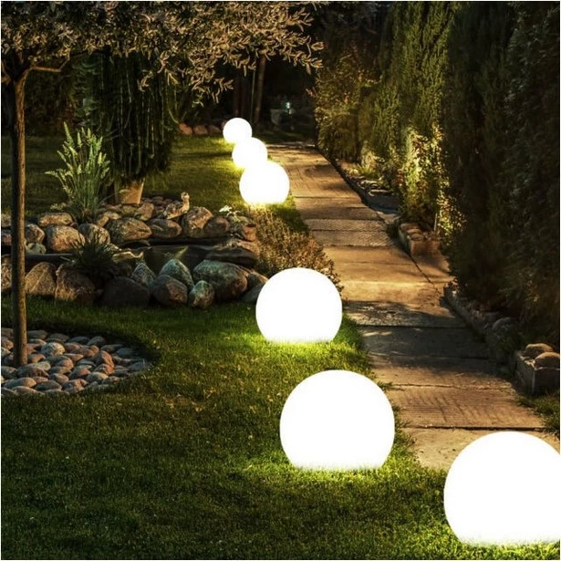 outdoor-ball-lights-12_17-10 Външна топка светлини