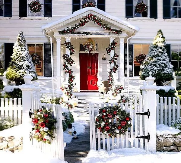 pictures-of-exterior-christmas-decorations-75_17-10 Снимки на външна коледна украса