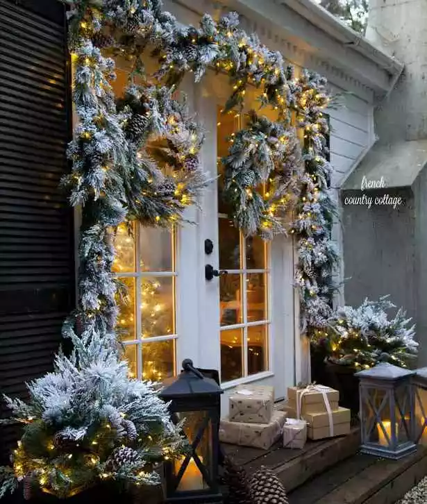 pictures-of-exterior-christmas-decorations-75_7-17 Снимки на външна коледна украса