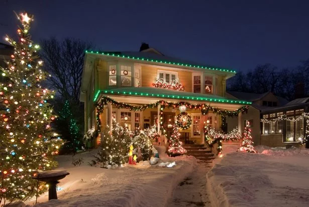 pictures-of-homes-with-outdoor-christmas-decorations-99_2-9 Снимки на домове с външна коледна украса