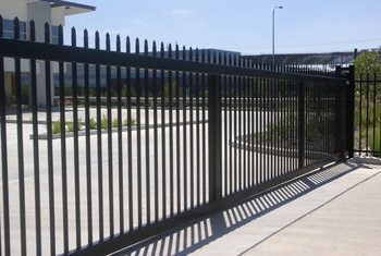 fencing-and-gates-16_6 Огради и порти
