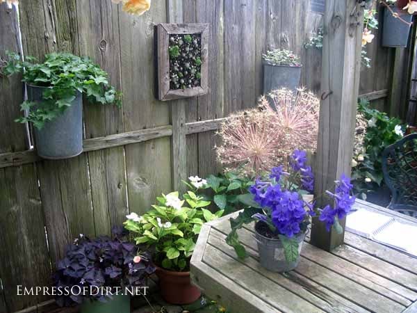 flower-garden-fence-ideas-93_10 Цветна градина ограда идеи