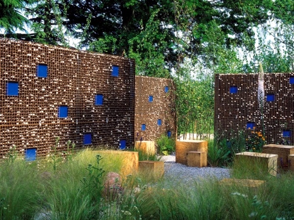 garden-wall-ideas-privacy-80_8 Градински идеи за стена поверителност