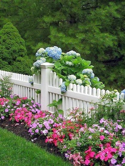 pretty-garden-fences-98_18 Красиви градински огради