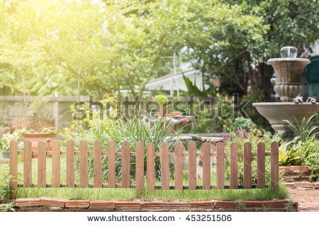 pretty-garden-fences-98_19 Красиви градински огради