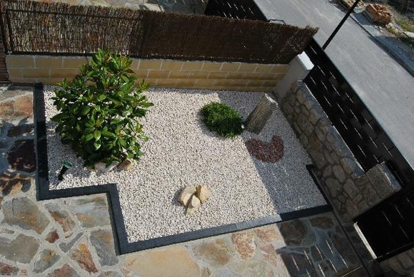 small-garden-ideas-with-stones-04_17 Малки градински идеи с камъни