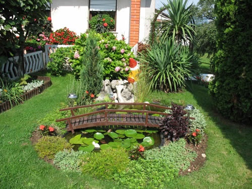 small-home-garden-decoration-ideas-69_18 Малки идеи за декорация на домашна градина