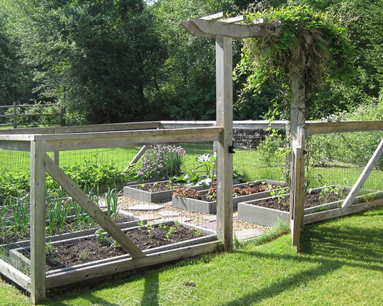 Зеленчукова градина ограда дизайн