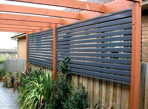 Евтини идеи за скрининг на ограда