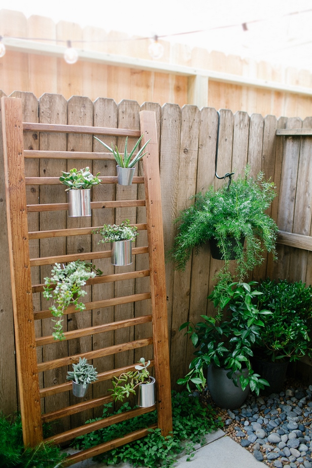 outdoor-wall-planter-ideas-97_12 Външна стена плантатор идеи