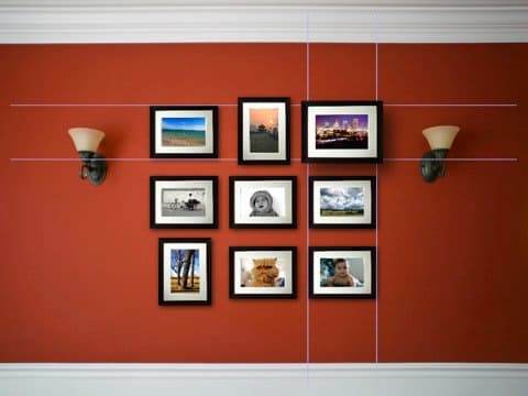 arrange-frames-on-wall-98_10 Подредете рамки на стена