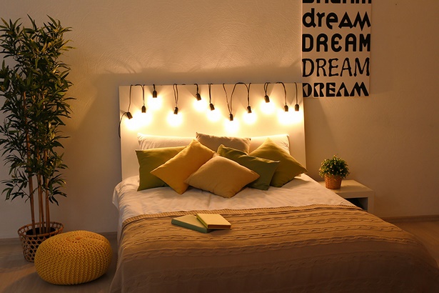 homemade-wall-decoration-ideas-for-bedroom-62 Домашни идеи за декорация на стени за спалня